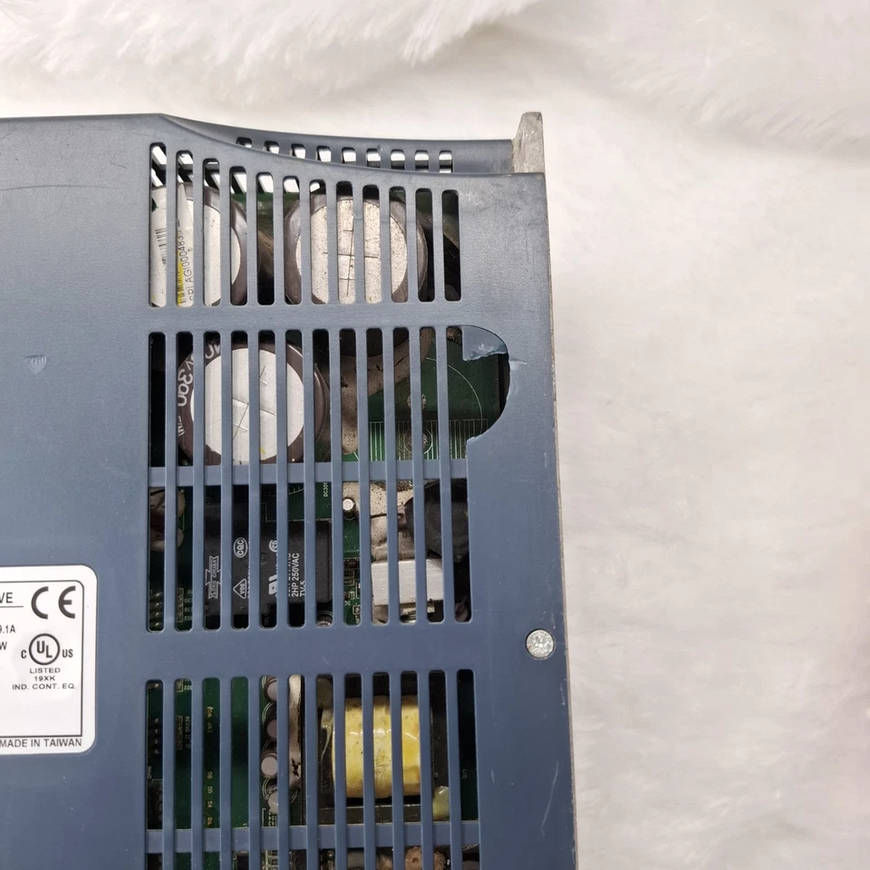 GE FANUC IC800VMA202-BB VersaMotion SERVO DRIVE 200-230V 3PH 50/60Hz FAST SHIP